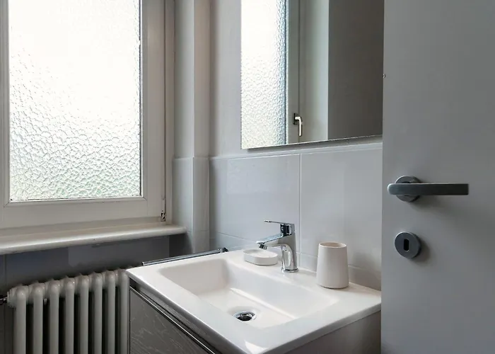 Apartment Retreat *